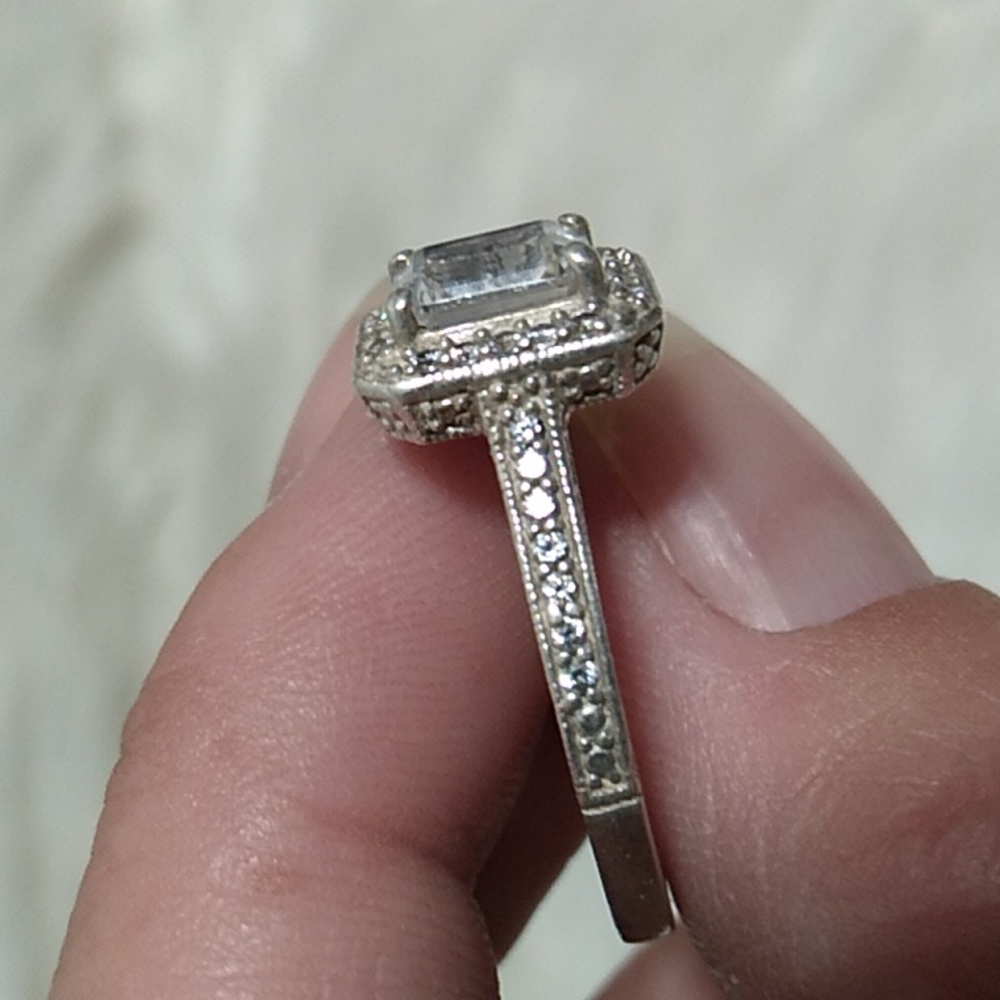 FINAL SALE! Stunning Sterling Silver 925 Cz Ring ๐ Size 7 - Picture 9 of 14